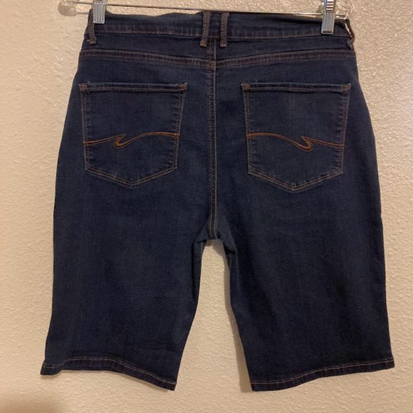 Lee women's size 12 medium dark blue modern series midrise fit bermuda shorts - Picture 2 of 8